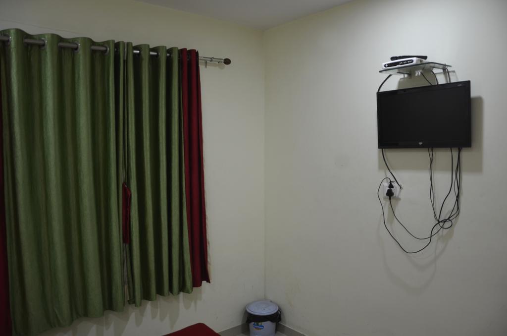 Hotel Royal Apple Ahmedabad Quarto foto